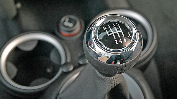 Manual gear stick